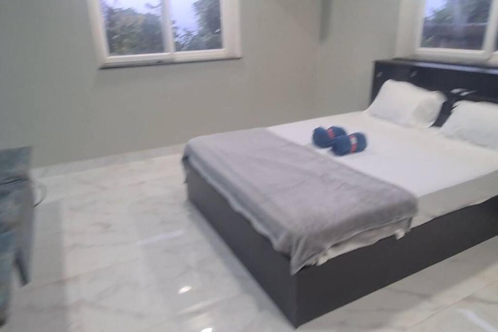 Rk Island View 3 Bedroom Apartment ดาโบลิม ภายนอก รูปภาพ