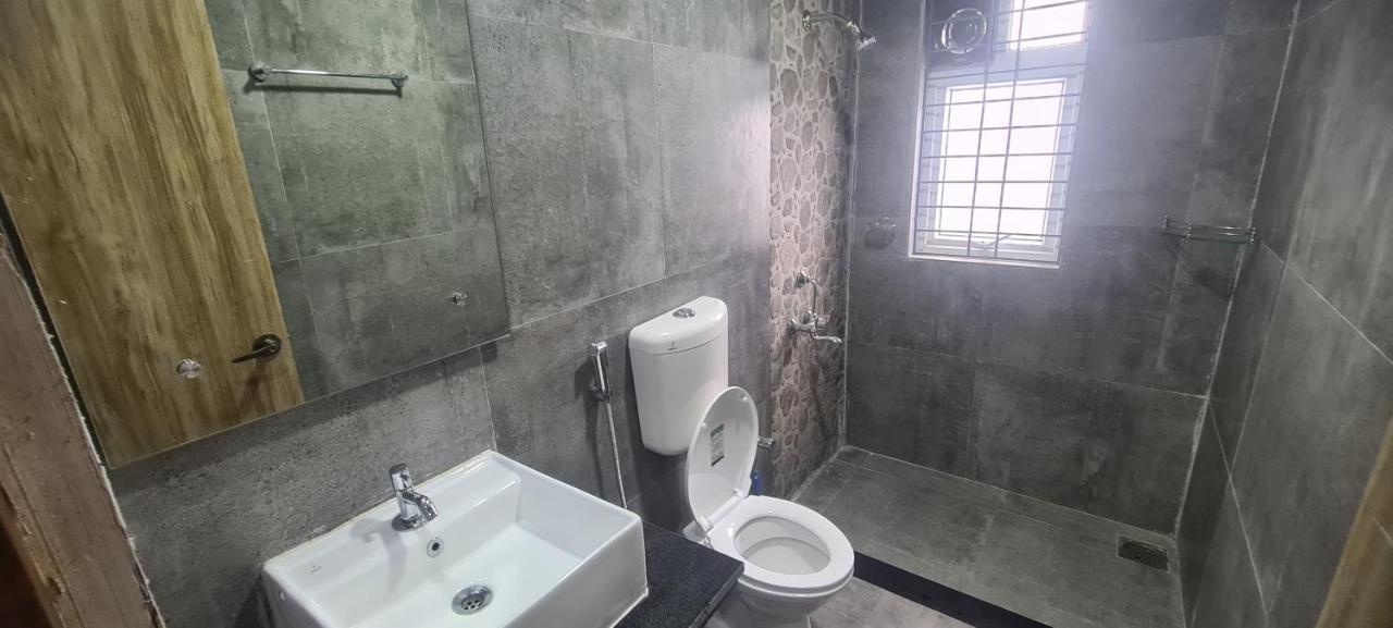 Rk Island View 3 Bedroom Apartment ดาโบลิม ภายนอก รูปภาพ
